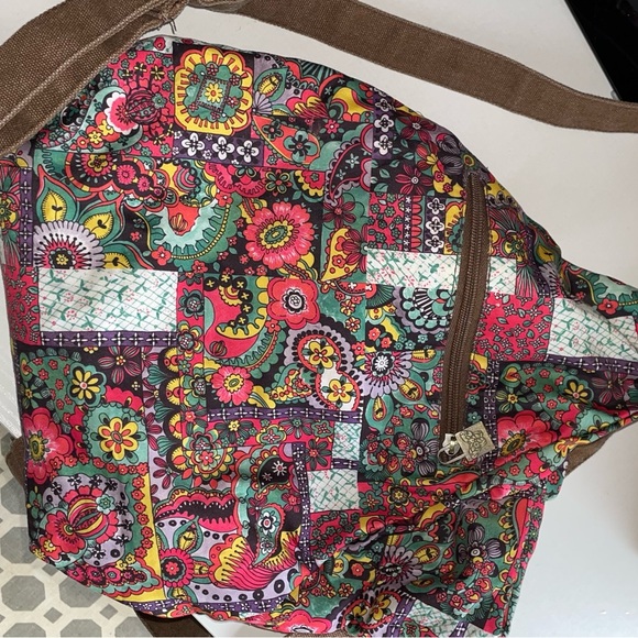 Multicolored lightweight backpack - Picture 5 of 5